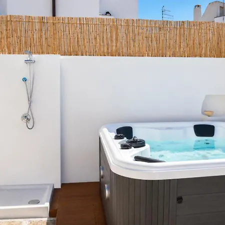 21mq Jacuzzi شقة أوستوني