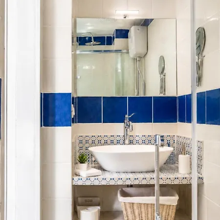 شقة 21mq Jacuzzi أوستوني